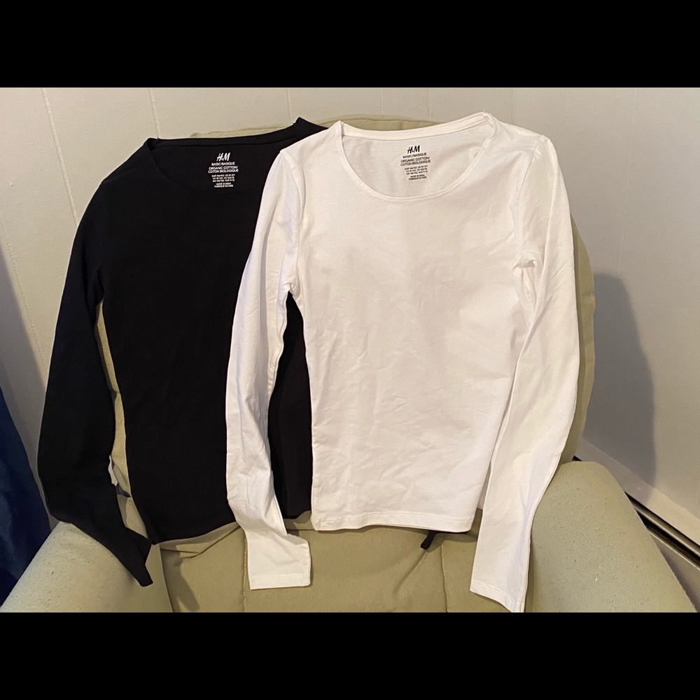 H&M Basics Long Sleeve Black + White Shirts (set)